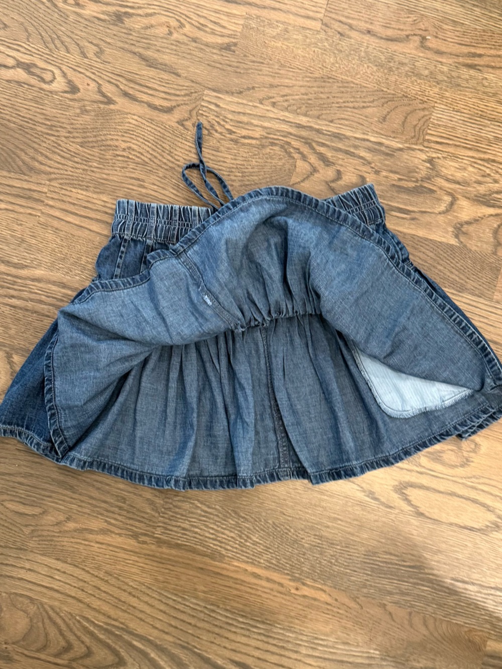 XS Free People We The Free Blue Denim Ruffle Roselle Denim Mini Skirt EEUC - Picture 4 of 5